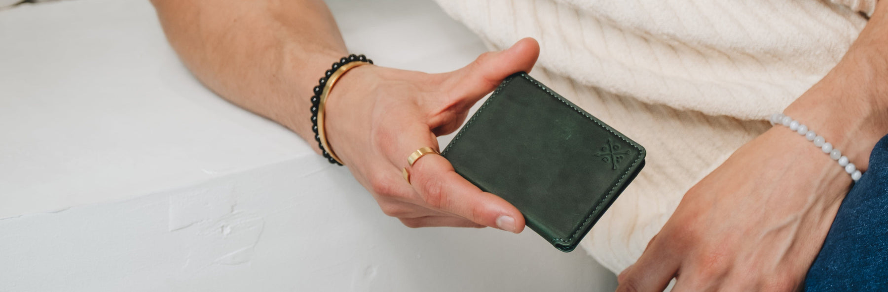 Cloud Wallet – Double Oak Essentials